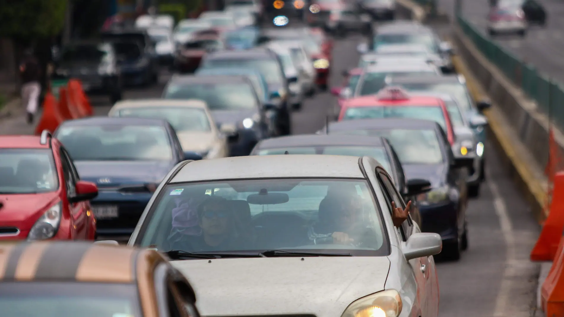 904787_Tráfico en la Ciudad en Domingo (2)_impreso